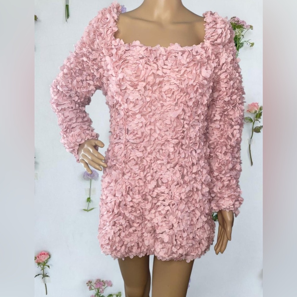 NWT* Bella Barnett Petal Dress